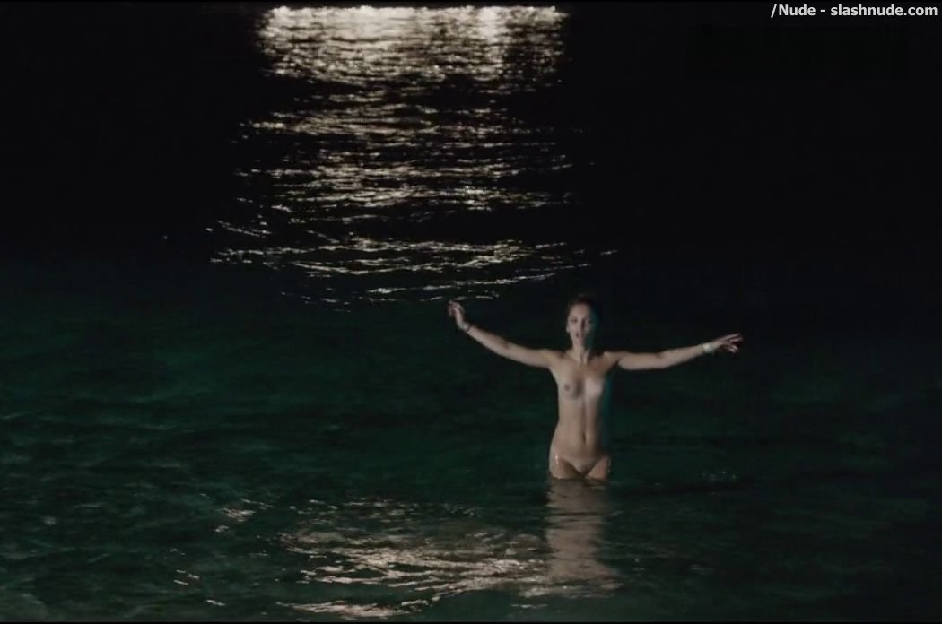 Lola Le Lann Nude Skinnydipping In One Wild Moment 17