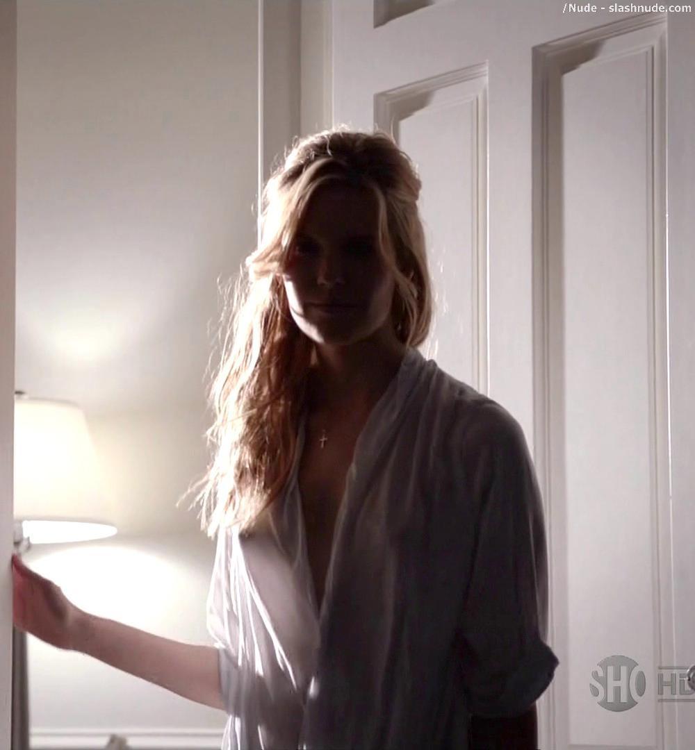 Maggie Grace Breasts Peek Out On Californication 4