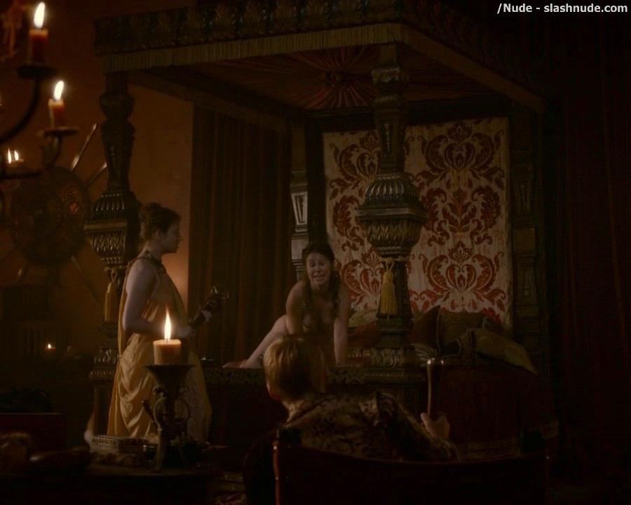 Maisie Dee Nude To Get Spanked On Thrones 22