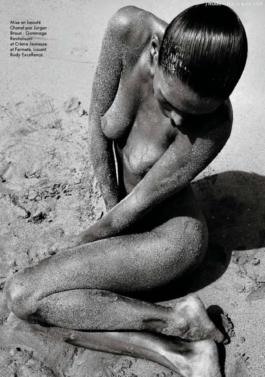 Malgosia Bela Nude On The Beach In Black And White 6
