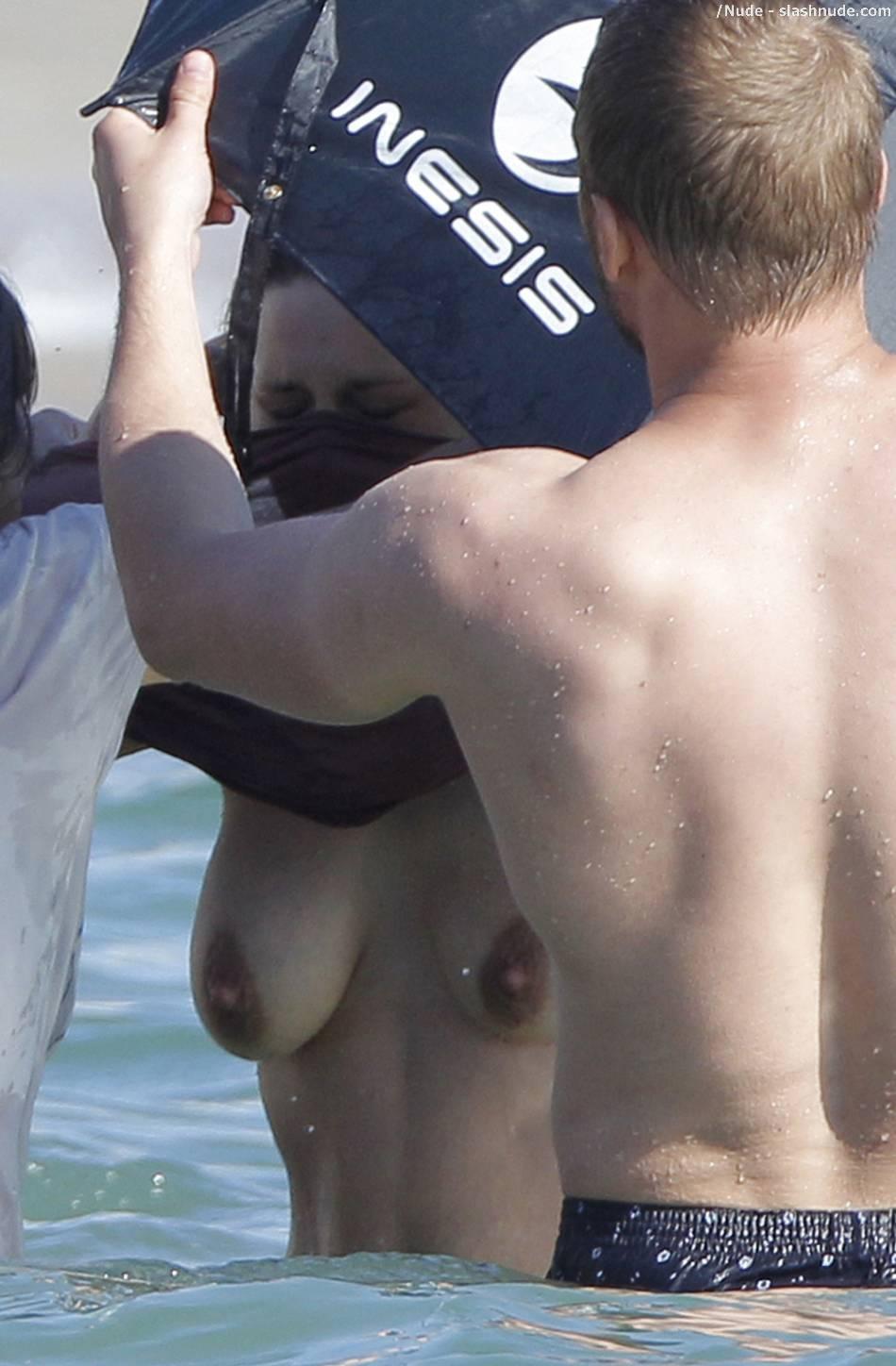 Marion Cotillard Topless Means Big Breasts On Location 6