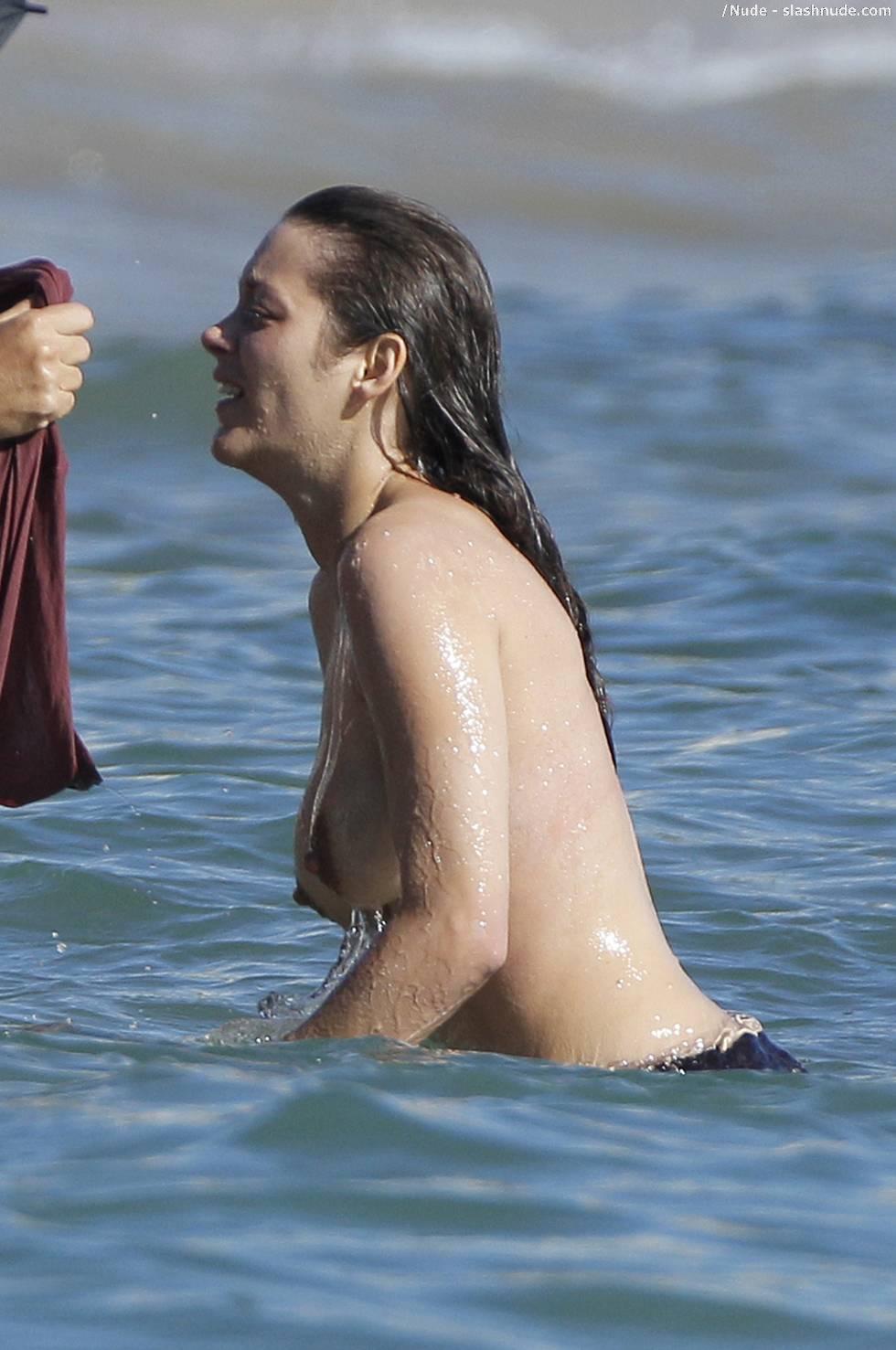 Marion Cotillard Topless Means Big Breasts On Location 8