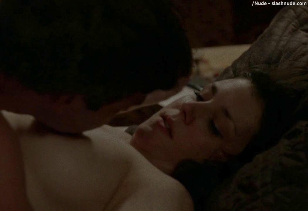 Melanie Lynskey Nude In Bed On Togetherness 14