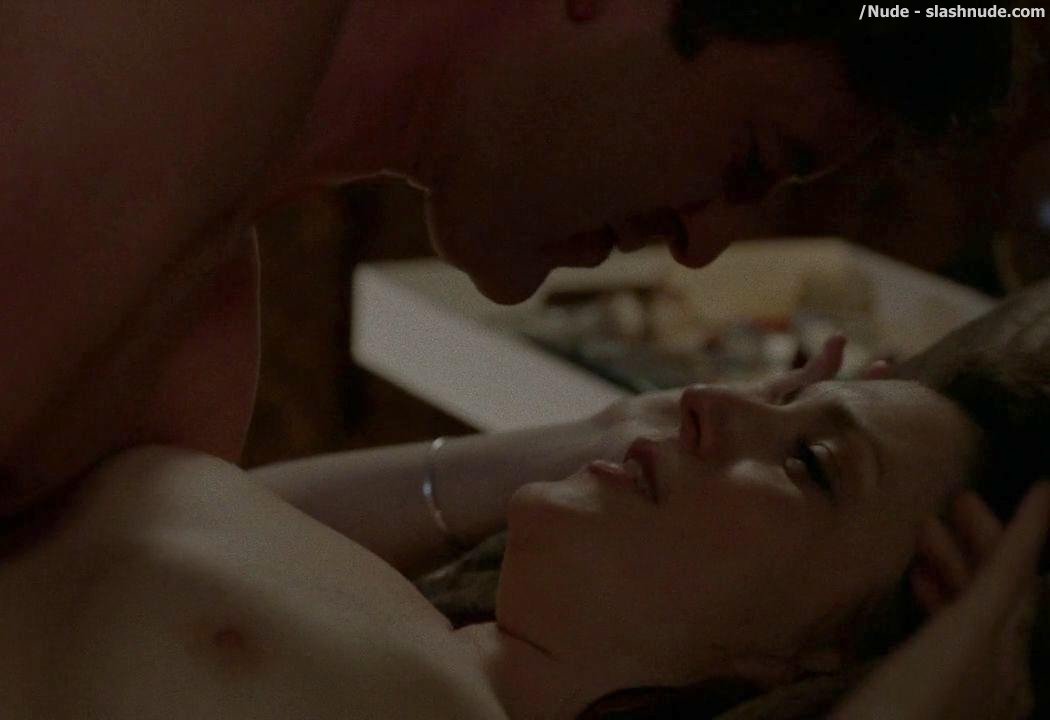 Melanie Lynskey Nude In Bed On Togetherness 15