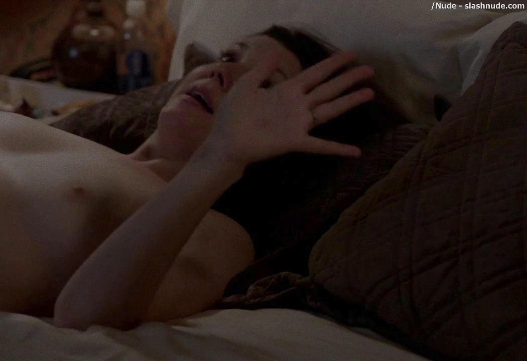 Melanie Lynskey Nude In Bed On Togetherness 28