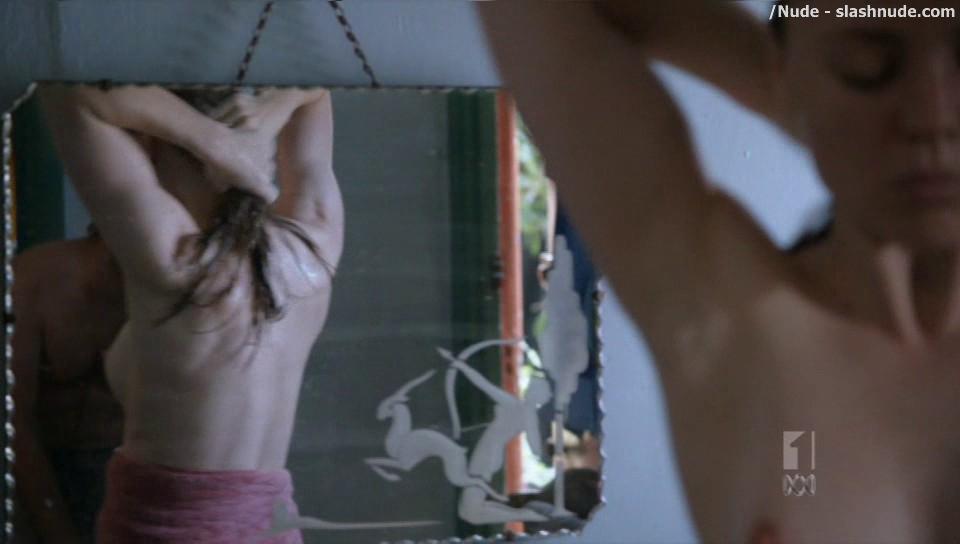 Melissa George Nude In Bathtub From The Slap 24