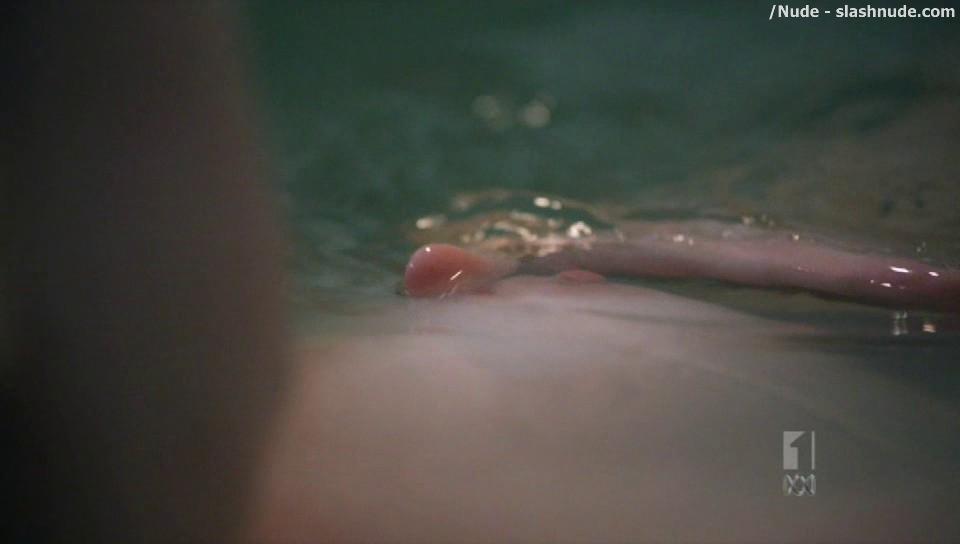 Melissa George Nude In Bathtub From The Slap 6