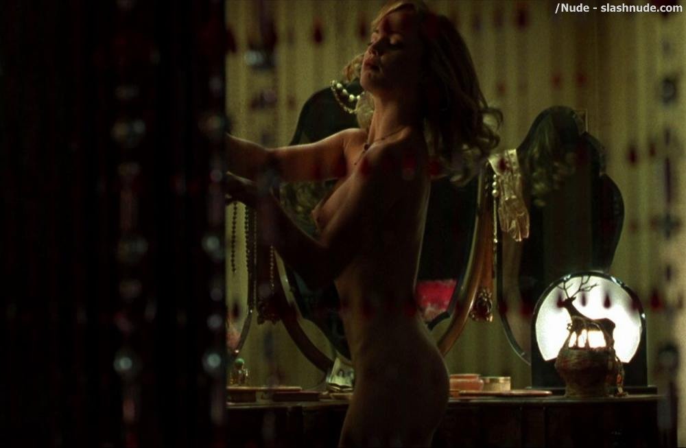 Melissa George Topless To Reveal Breasts In Dark City 11