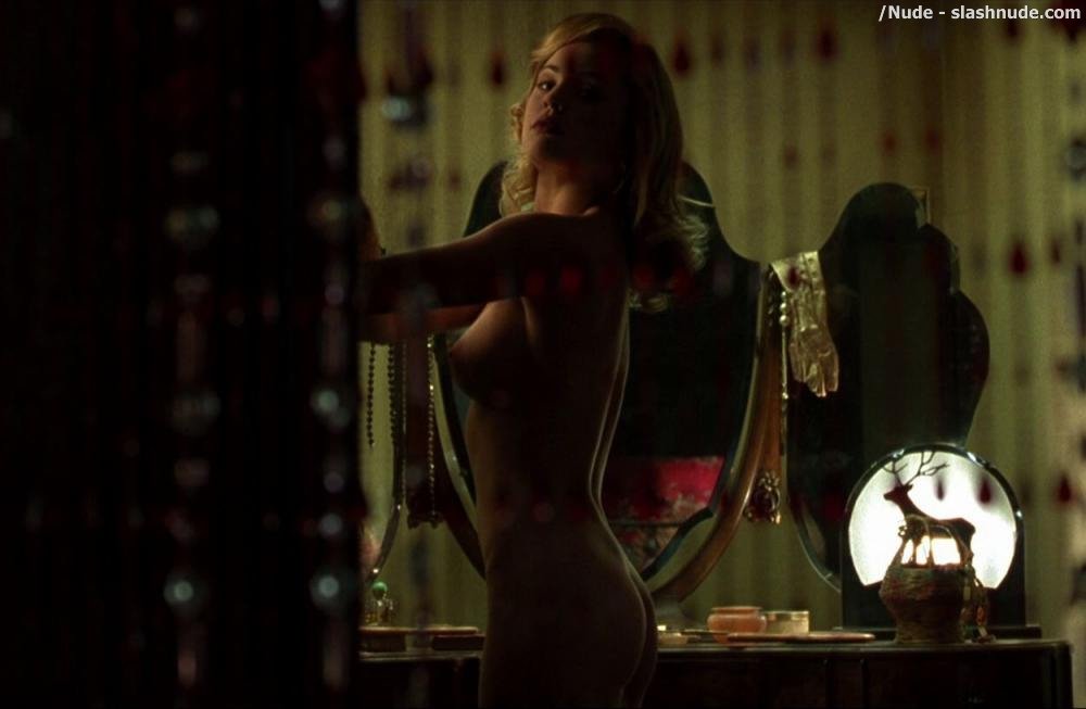 Melissa George Topless To Reveal Breasts In Dark City 12