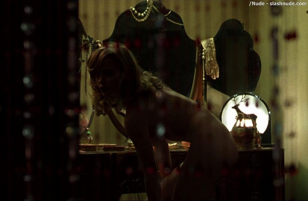 Melissa George Topless To Reveal Breasts In Dark City 9