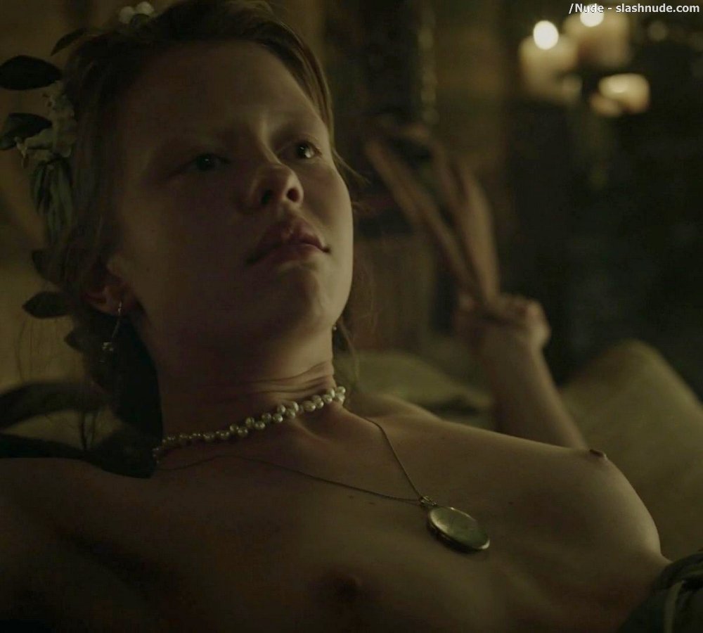 Mia Goth Topless In A Cure For Wellness 16