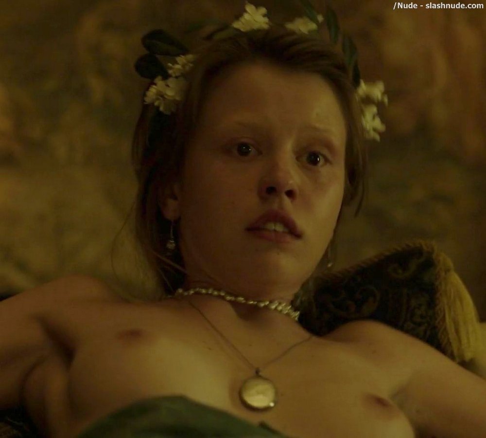 Mia Goth Topless In A Cure For Wellness 20