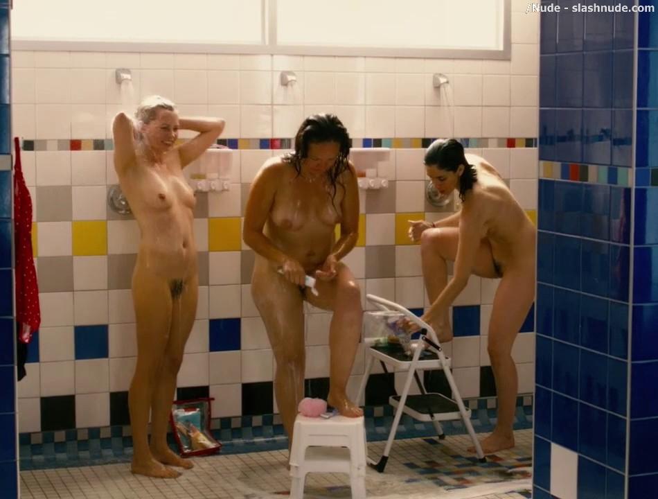Michelle Williams Jennifer Podemski Sarah Silverman Nude Shower 6