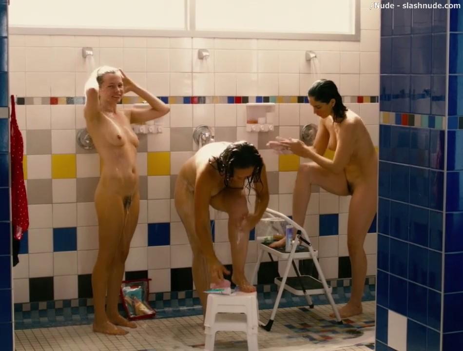 Michelle Williams Jennifer Podemski Sarah Silverman Nude Shower 7