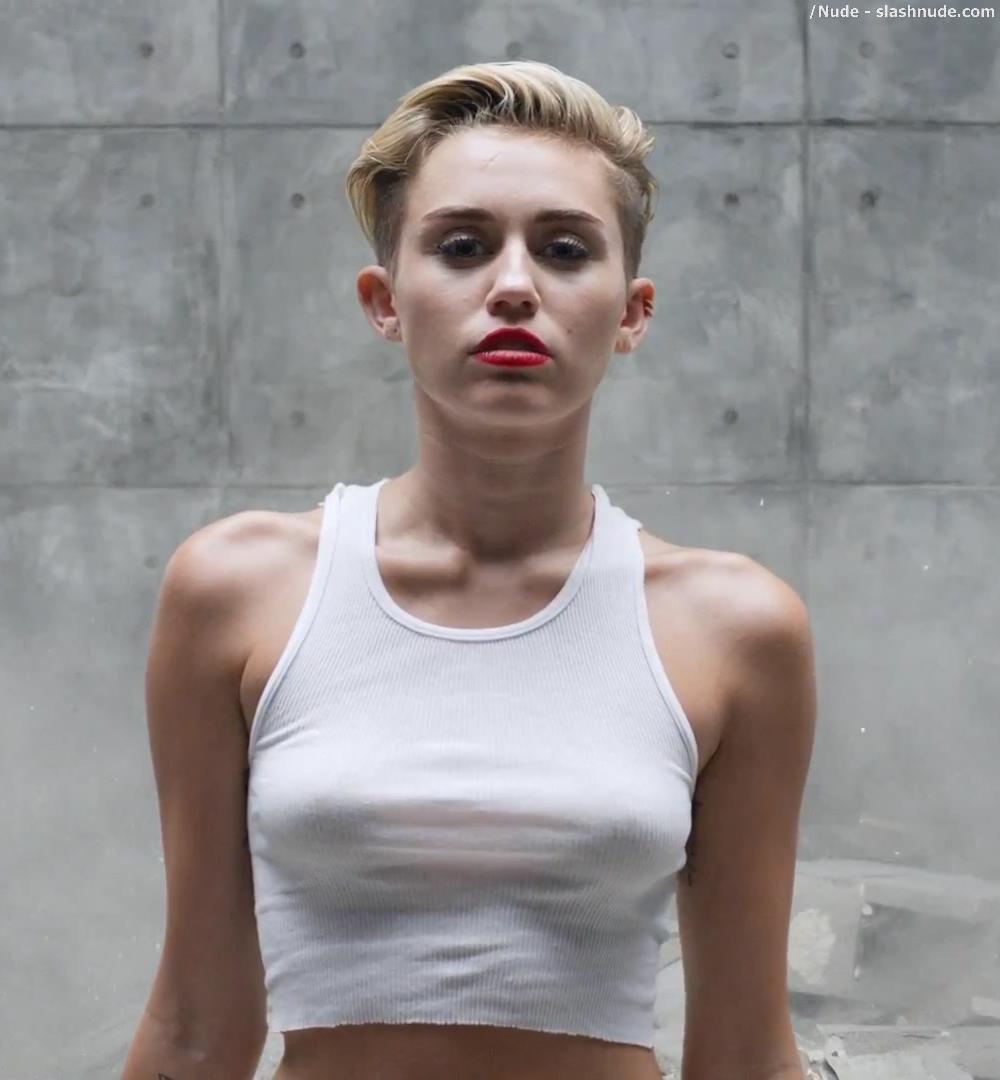 Miley Cyrus Nude To Bottom In Wrecking Ball Music Video 13