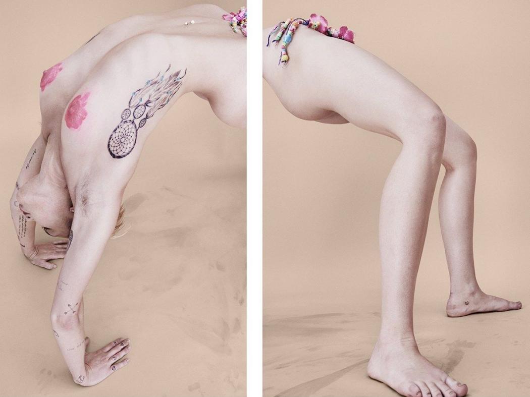 Miley Cyrus Nude Top To Bottom In Paper 5