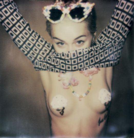 Miley Cyrus Nude Top To Bottom In Polaroids For V Mag 8