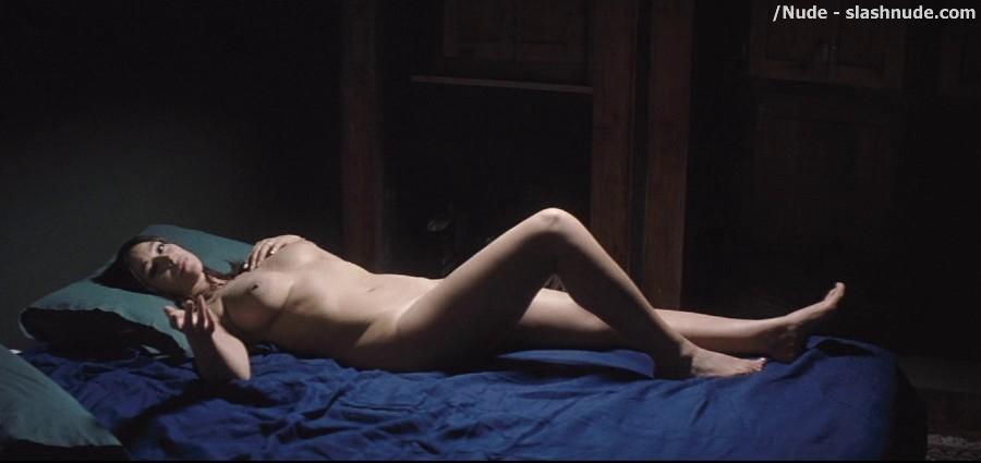 Monica Bellucci Nude In Bed Could Heat Up All Seasons 3