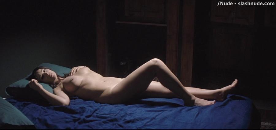 Monica Bellucci Nude In Bed Could Heat Up All Seasons 8