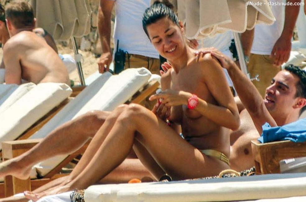 Nuria Cunillera Topless For Honeymoon With Xavi 6