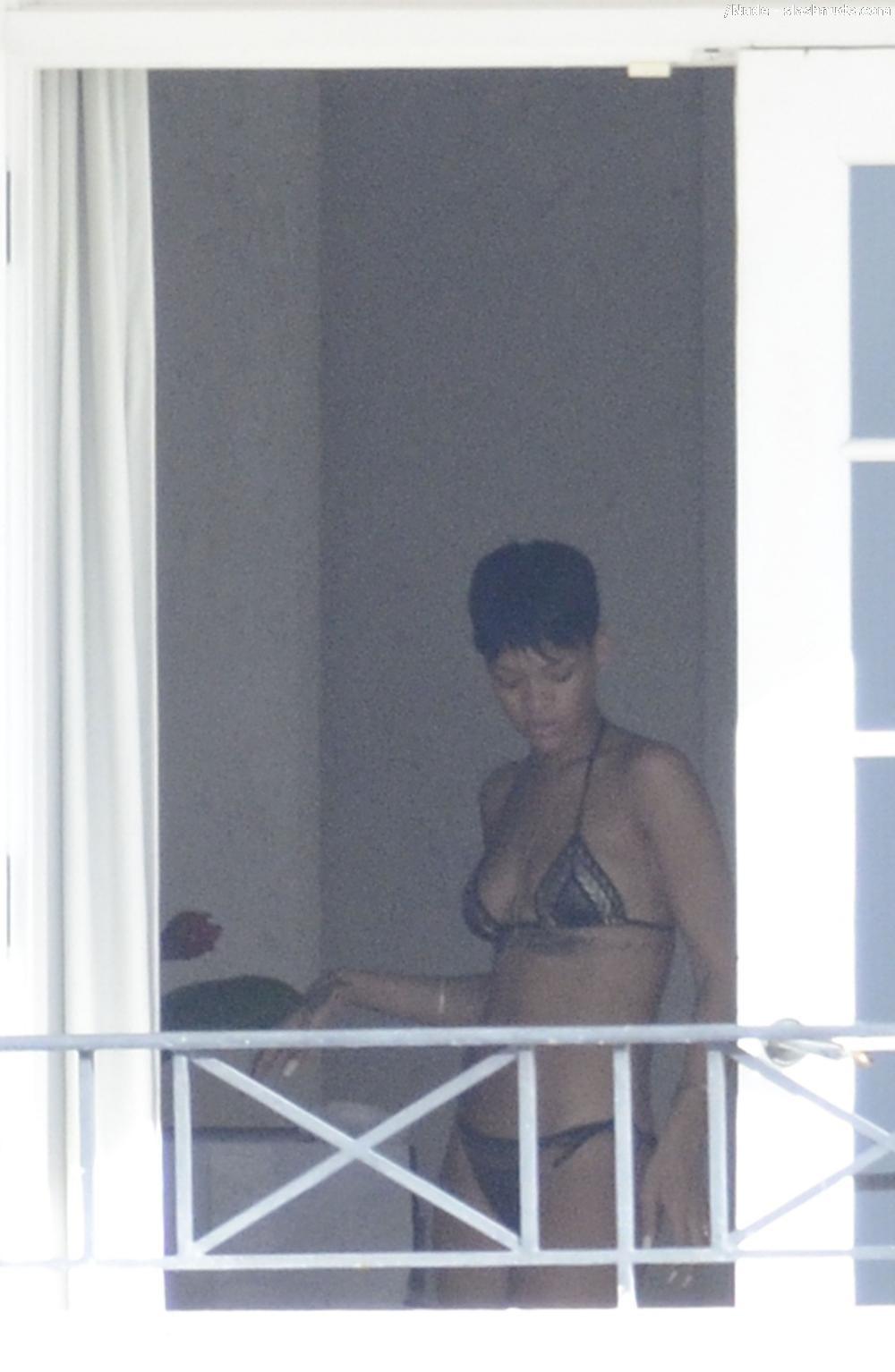 Rihanna Nude In Bedroom Changing Out Of Her Bikini 1