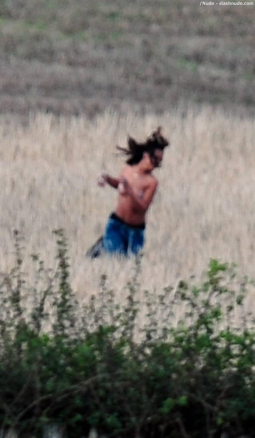 Rihanna Topless In The Fields Of Northern Ireland 5