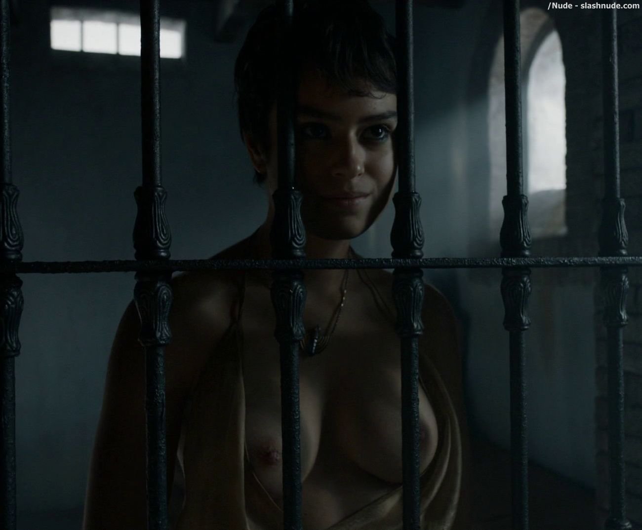 Rosabell Laurenti Sellers Topless In Game Of Thrones 15