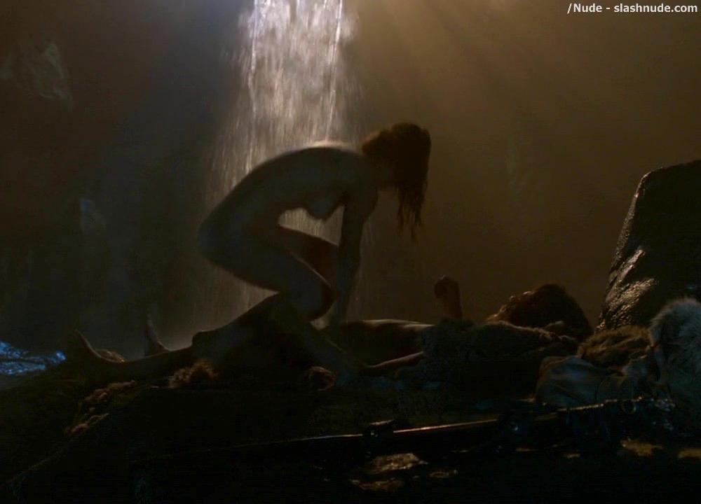 Rose Leslie Nude From Top To Bottom On Game Of Thrones 20