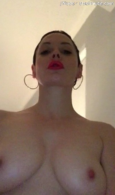 Rose Mcgowan Nude Sex Tape Leaked 1
