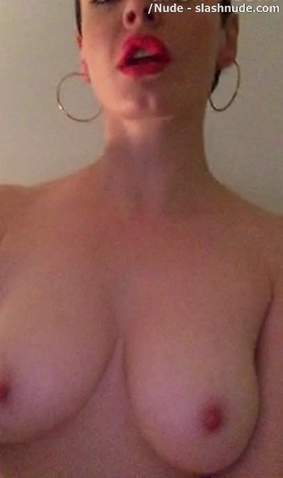 Rose Mcgowan Nude Sex Tape Leaked Photo 9 Nude