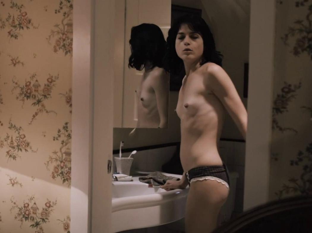 Selma Blair Nude Scene From In Their Skin 4