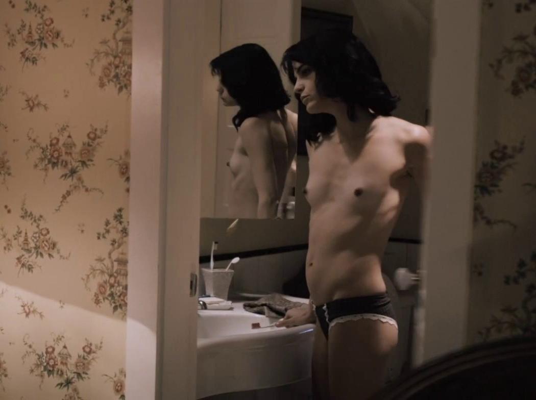 Selma Blair Nude Scene From In Their Skin 6