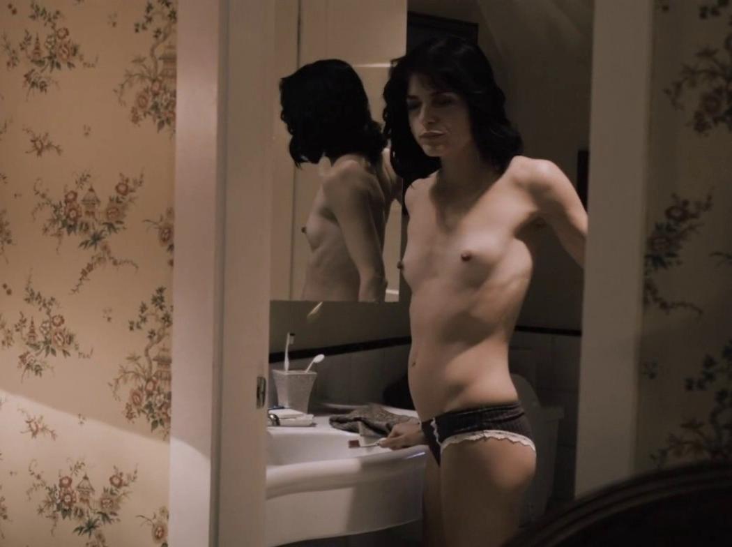 Selma Blair Nude Scene From In Their Skin 7