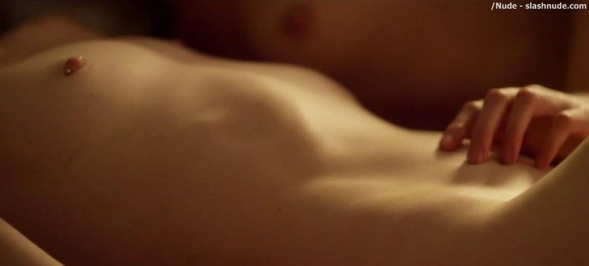 Sharon Hinnendaeland Jill Evyn Nude Lesbians In Anatomy Of A Love Seen 19