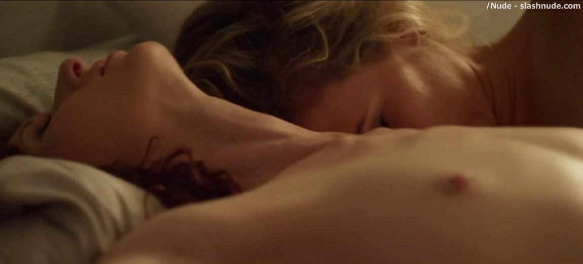 Sharon Hinnendaeland Jill Evyn Nude Lesbians In Anatomy Of A Love Seen 22