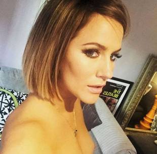 british tv host caroline flack topless in accidental share 3672 1