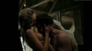 cara delevingne nude debut in tulip fever 3101 12