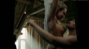 cara delevingne nude debut in tulip fever 3101 2