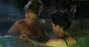 christine beaulieu topless in jacuzzi in le mirage 4266 17