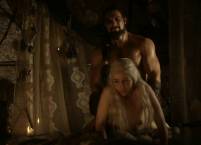 emilia clarke topless sex scene in game of thrones 9037 5