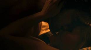 emilie de ravin topless flash in remember me 5863 7