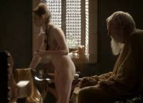 esme bianco naked clean up on game of thrones 9818 11