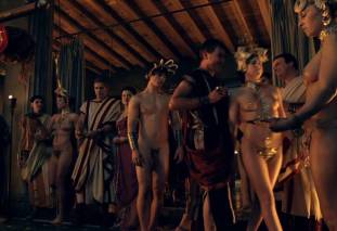 extras bring extended orgy of nude women to spartacus 0435 26