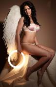holly peers topless gives us that angelic feeling 1690 1