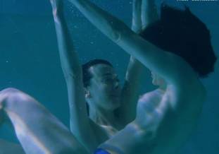 jane adams parker posey topless in the anniversary party 3135 16