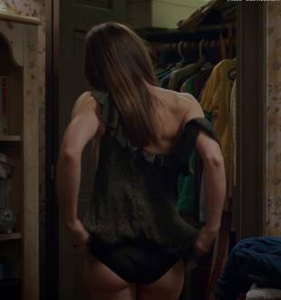jessica biel topless for a glimpse in the sinner 5387 11