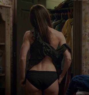 jessica biel topless for a glimpse in the sinner 5387 9