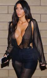 kim kardashian bares breasts in beverly hills 5042 4