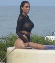 kim kardashian bares breasts in wet see through top 0131 1
