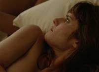 lake bell topless to make it in america 7983 1